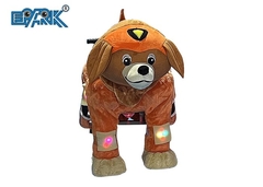 Paseos animales de la felpa